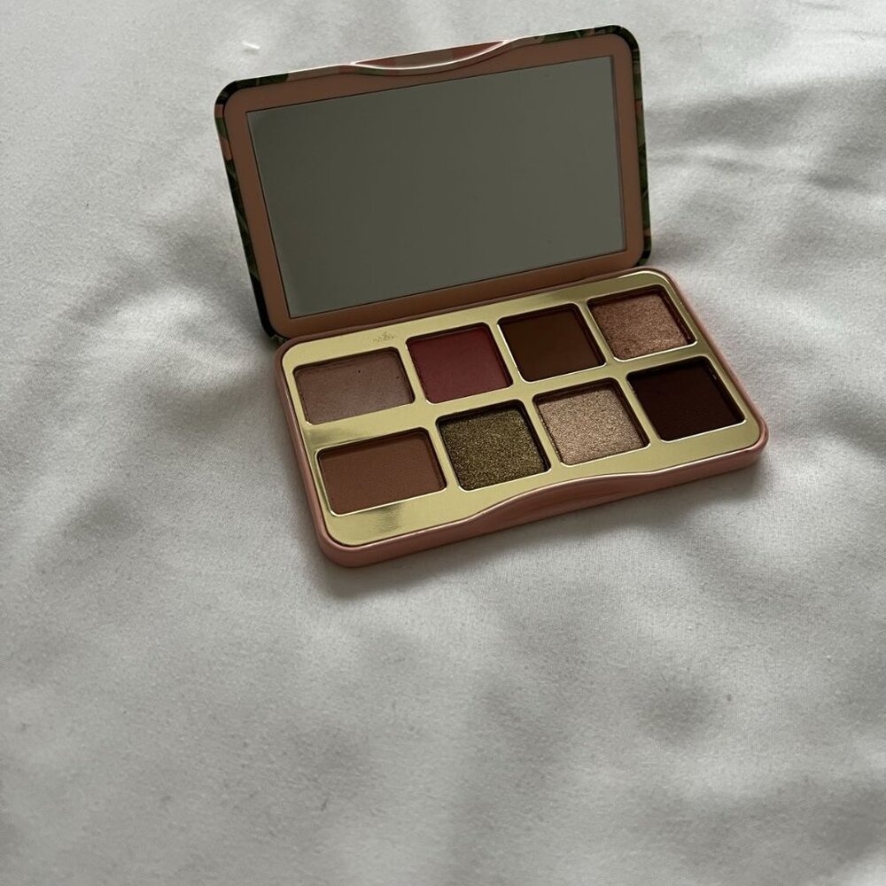 Brand New Unused Too Faced Shake Your Palms Mini Palette - Picture 2 of 2